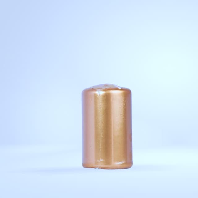 Bougie cylindrique dorée métallisée