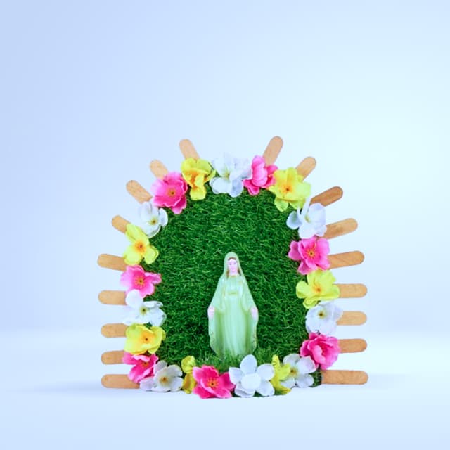 Niche Vierge Miraculeuse sur bâtonnets bois (fleurs)