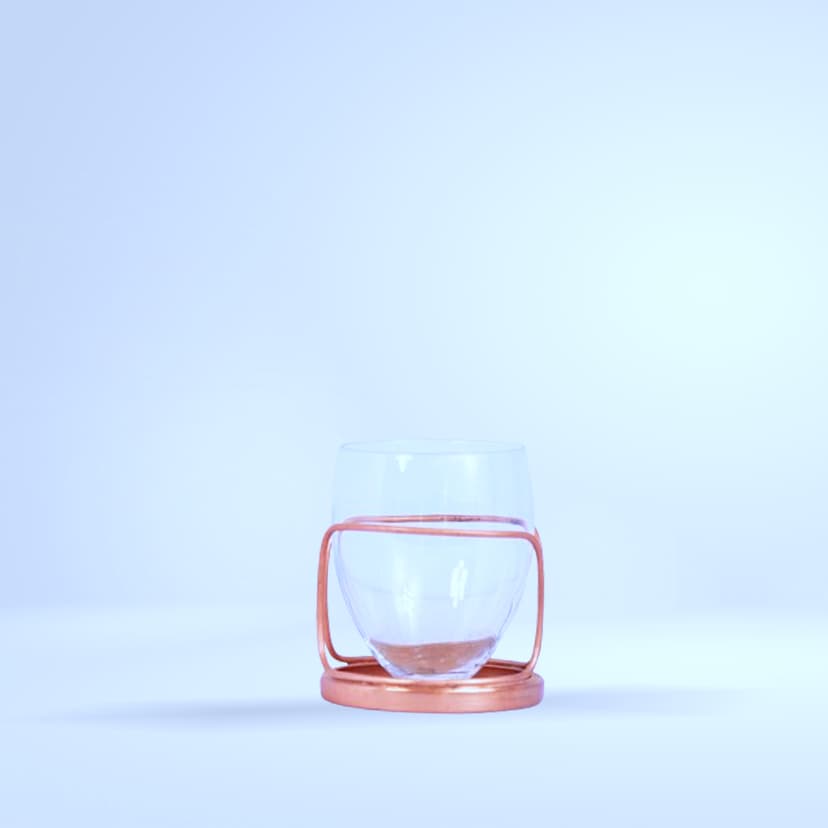 Verre à bougie sur support cuivré